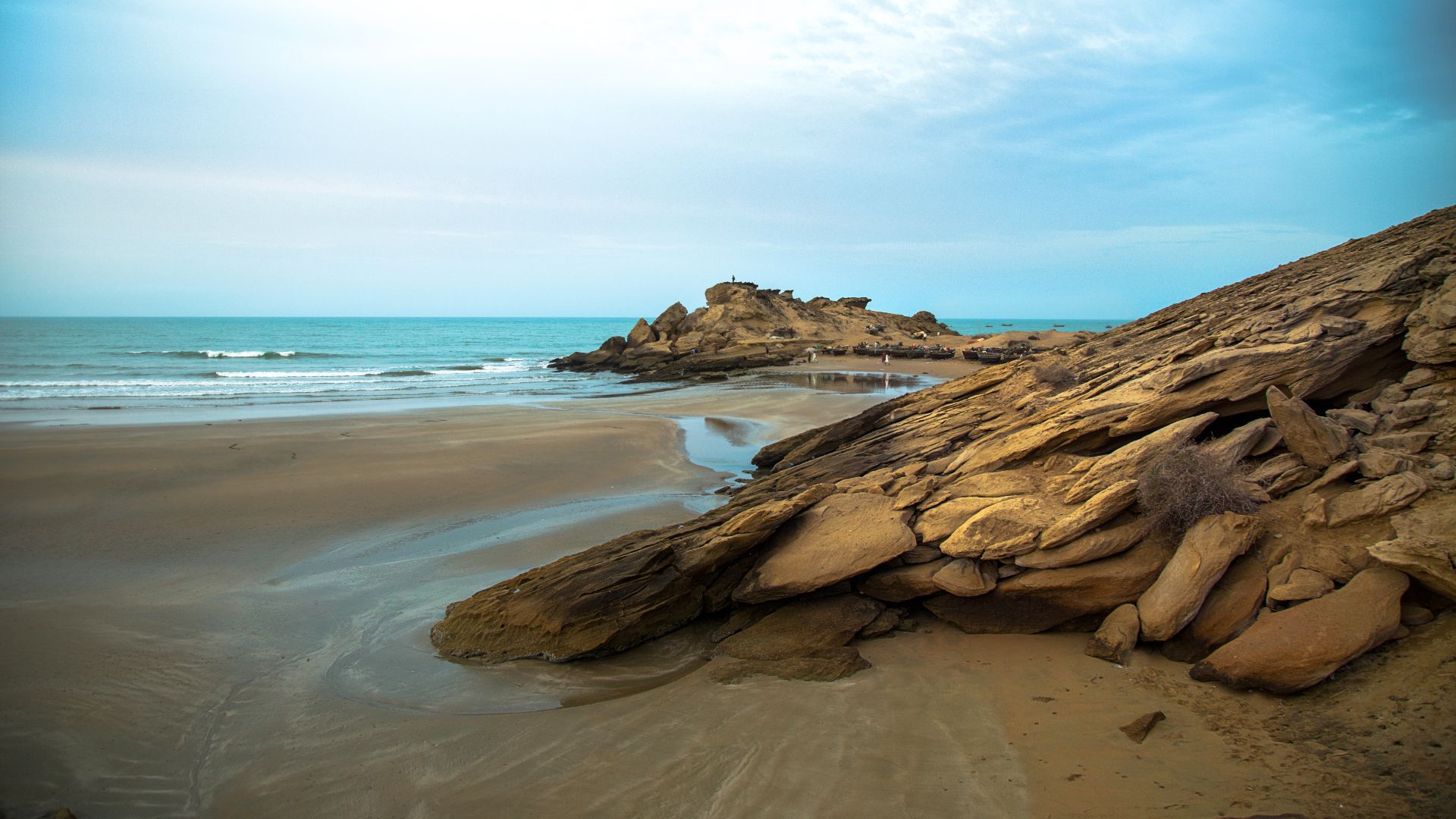 File:Kund Malir Beach, Balochistan.jpg