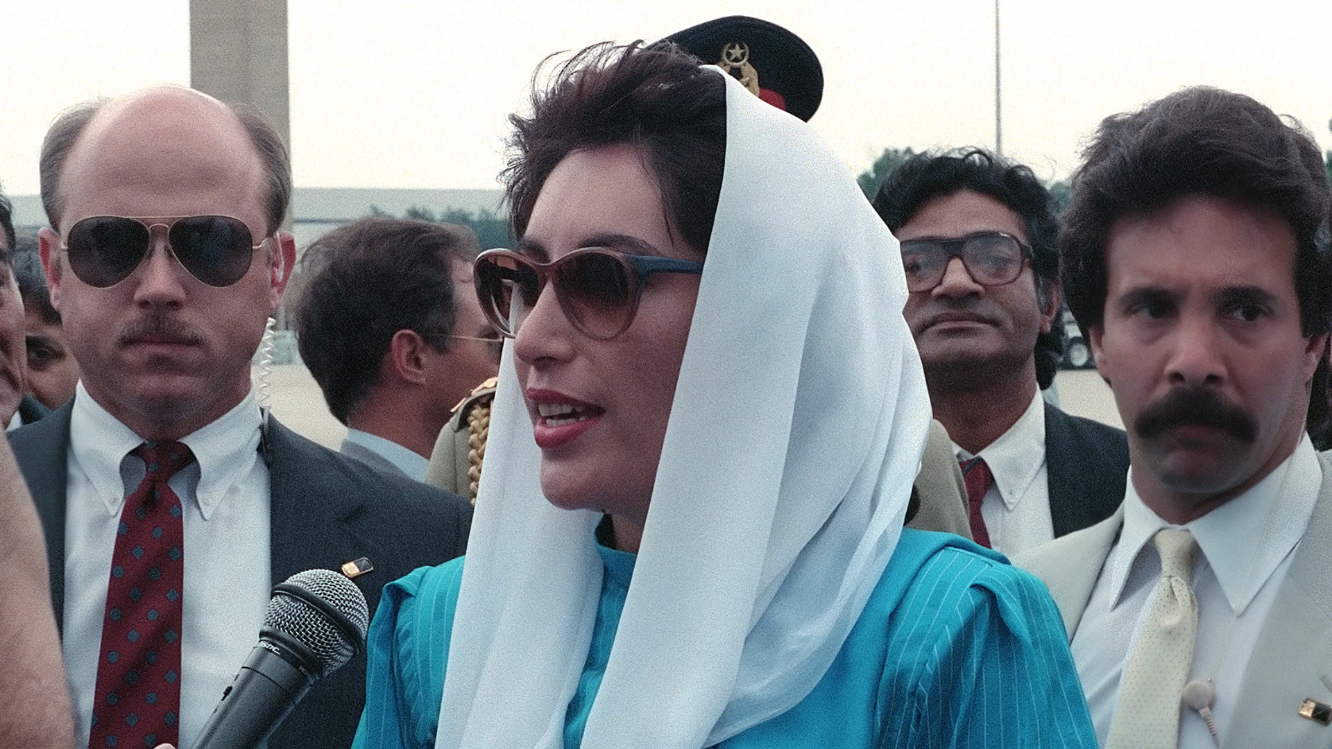 File:Benazir bhutto 1989.jpg