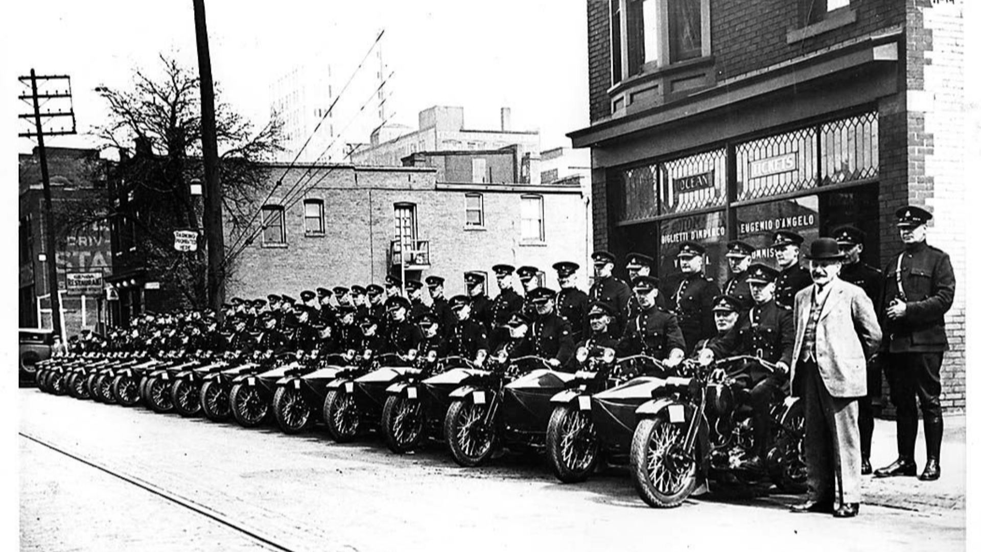 File:Police motorcyle division (5431719370).jpg
