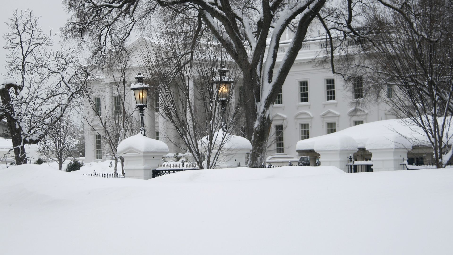 File:White House - Snowmageddon 2.0.jpg