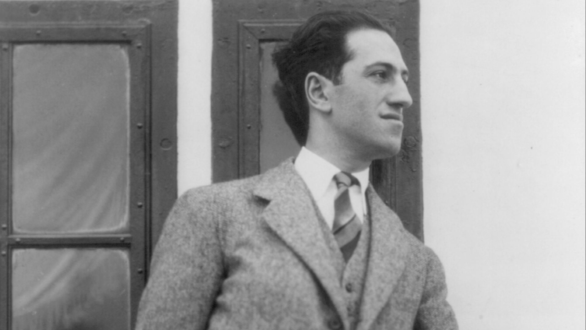 File:George Gershwin.jpg