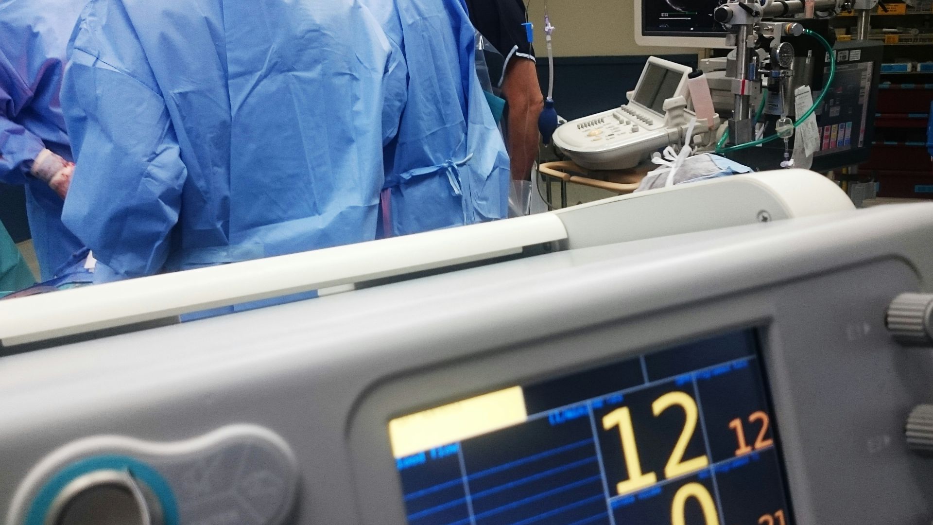 doctors doing surgery inside emergency room