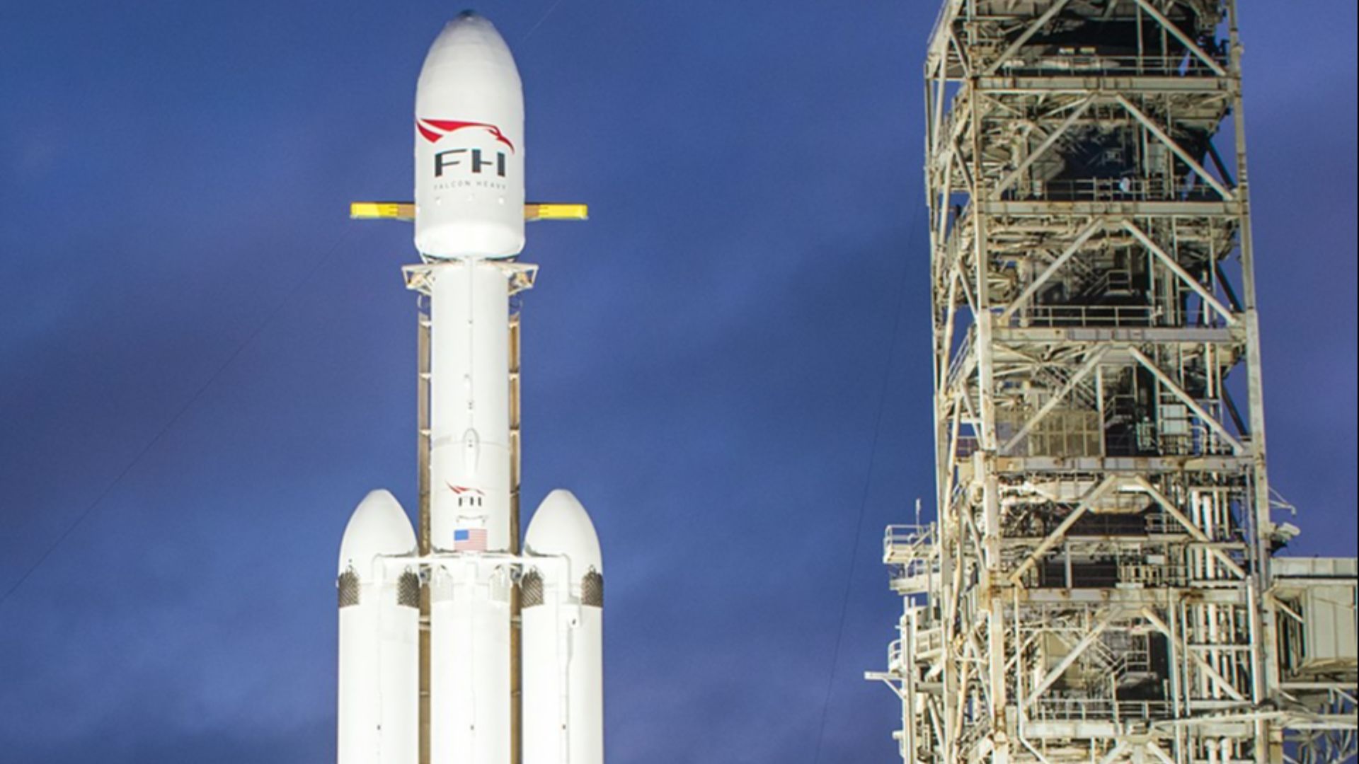 File:Falcon-heavy-crop.jpg