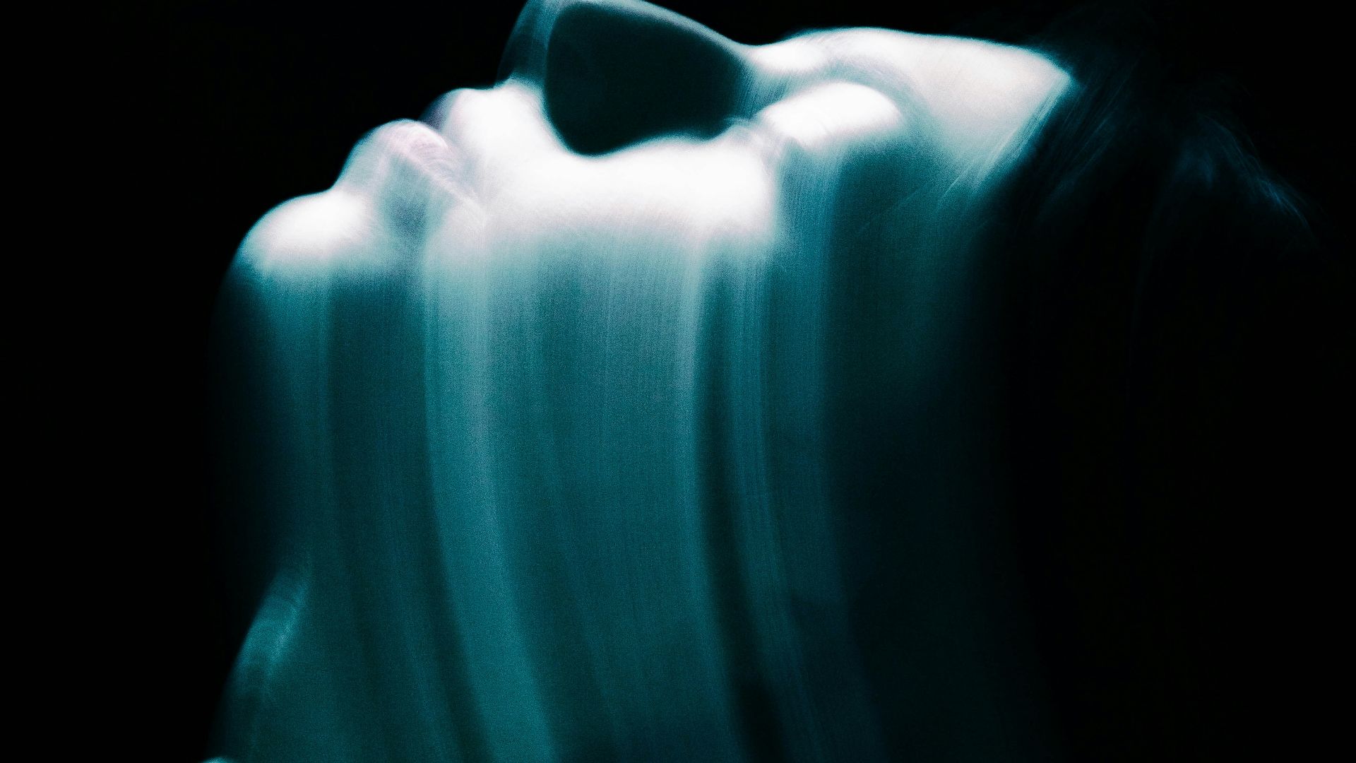 1792510136b76dd8a5a196f1aca3ea7436e0d0a89614b5e880.jpg