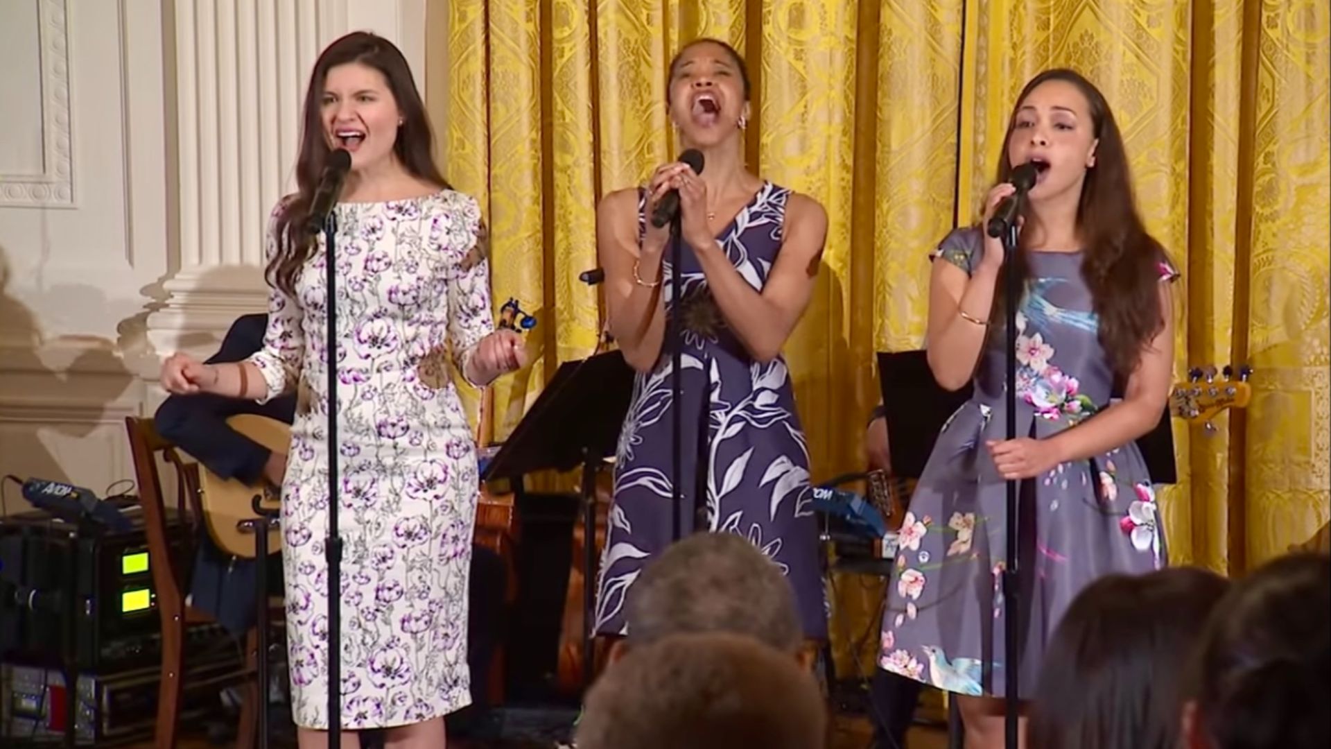 File:Phillipa Soo Renée Elise Goldsberry and Jasmine Cephas Jones perform Hamilton at the White House.jpg