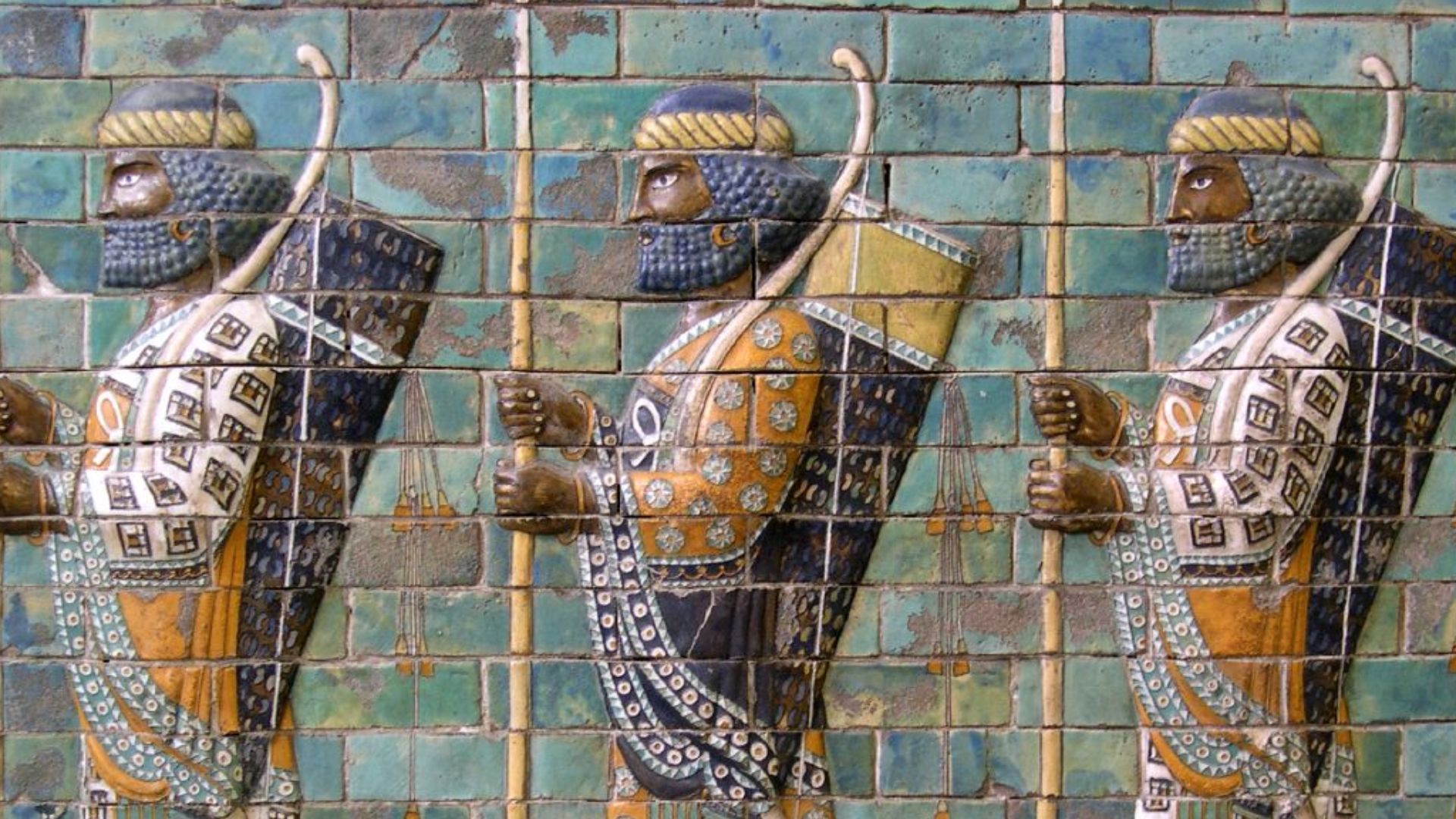 File:Persian warriors from Berlin Museum.jpg
