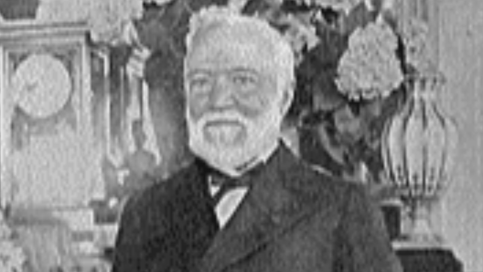File:Andrew Carnegie 1913.png