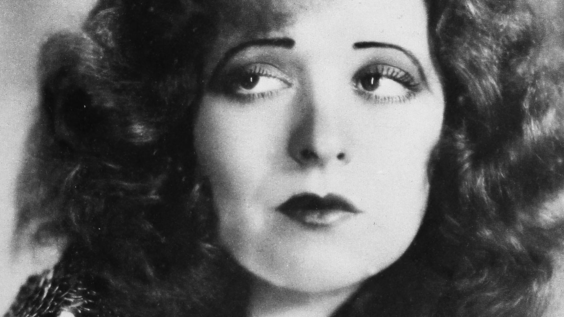 File:Clara Bow - Vermilion.jpg