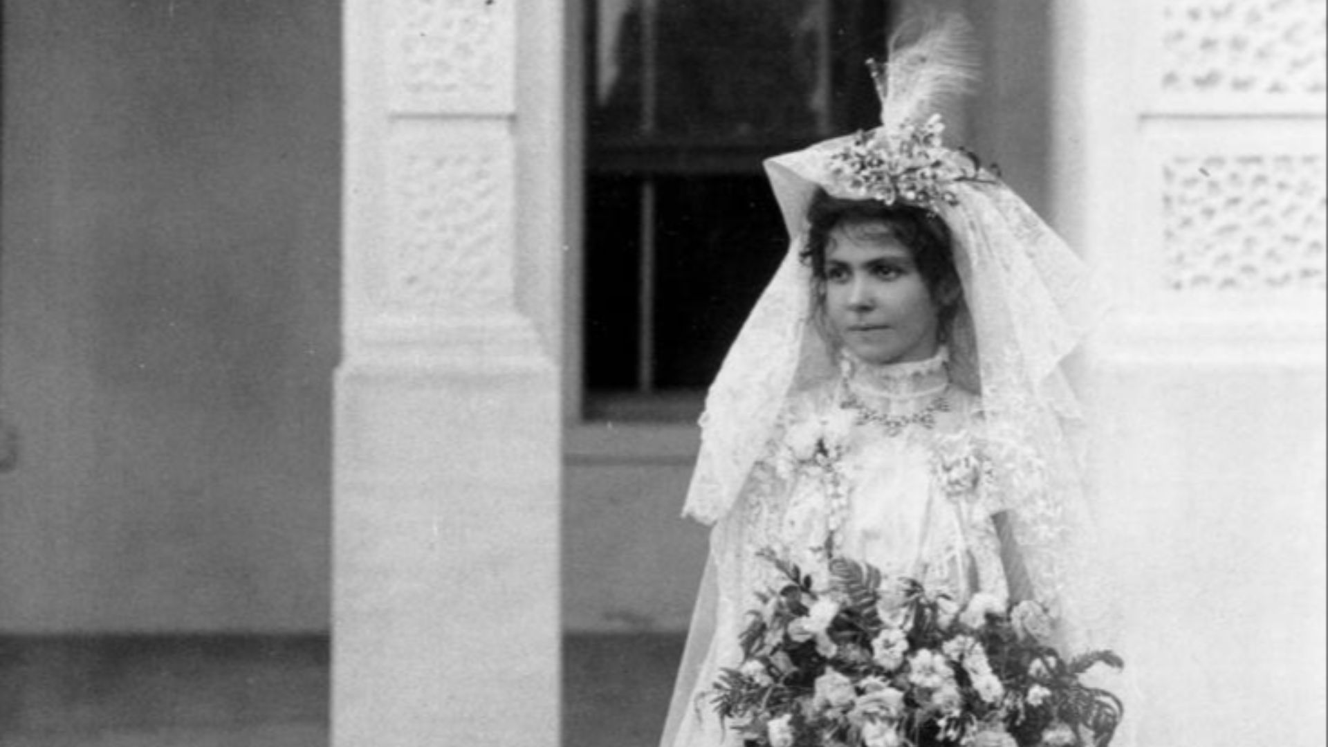 File:StateLibQld 1 116176 Mary Thomas on her wedding day, April 1901, Ipswich.jpg