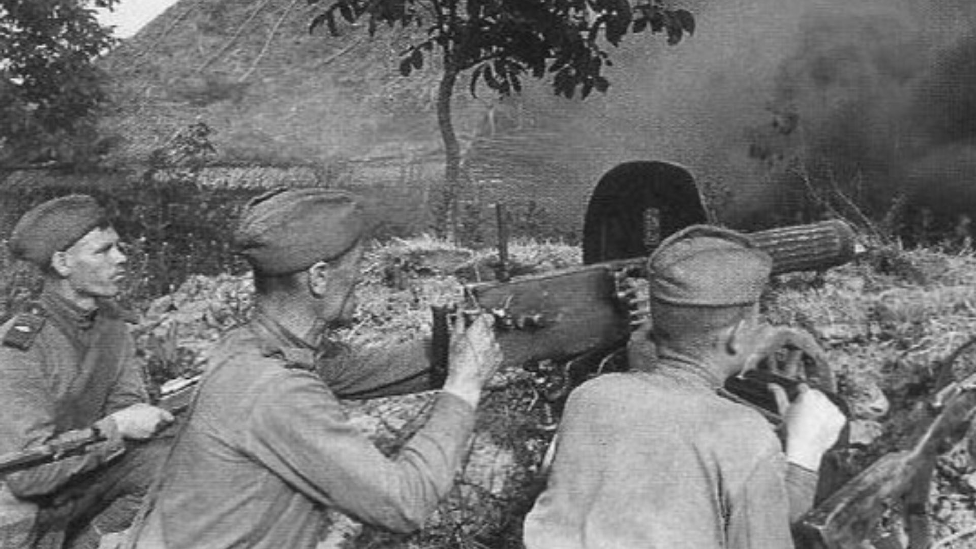 File:Kursk Soviet machineguns.JPG