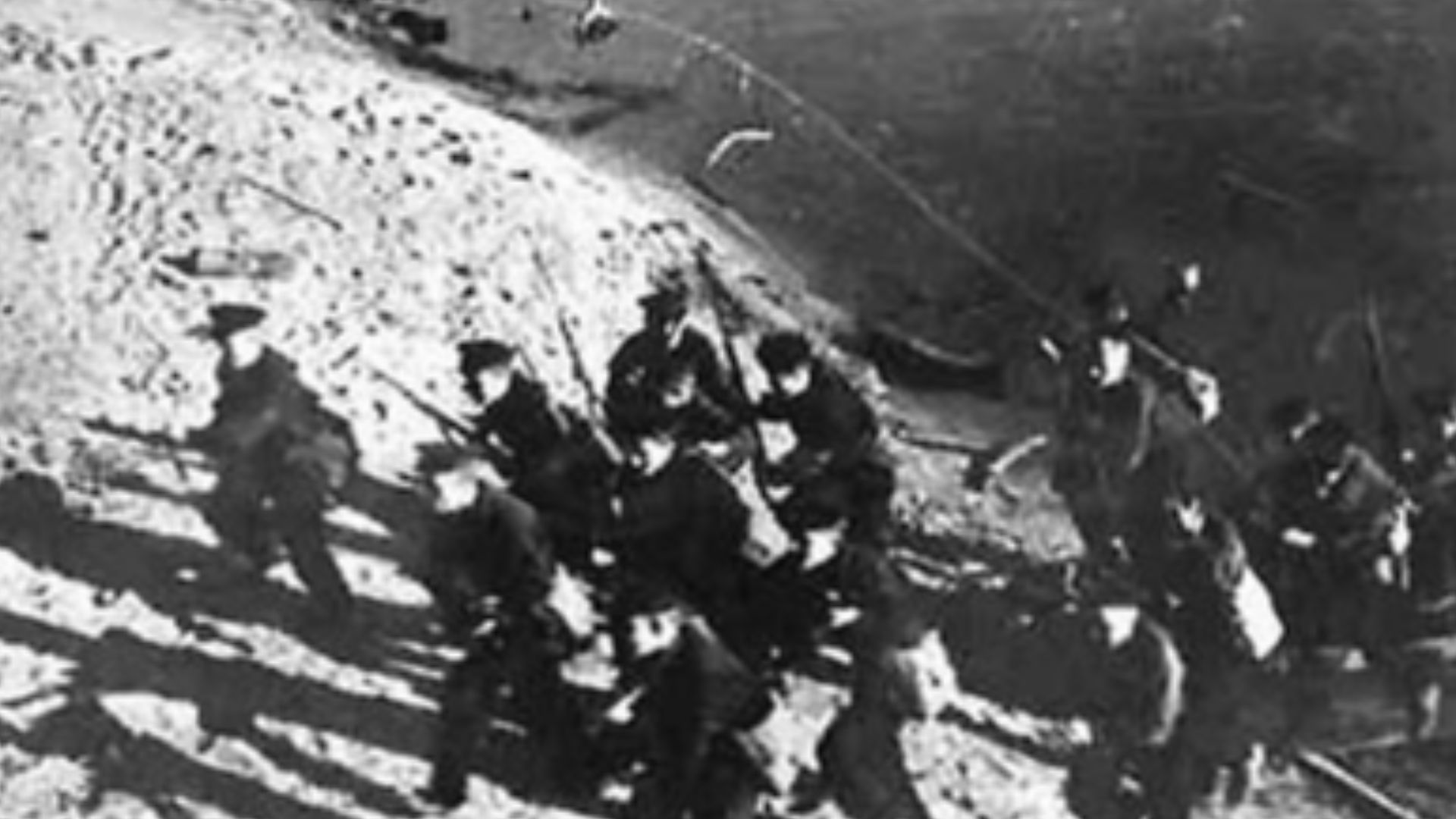 File:Soviet marines-in the battle of stalingrad volga banks.jpg