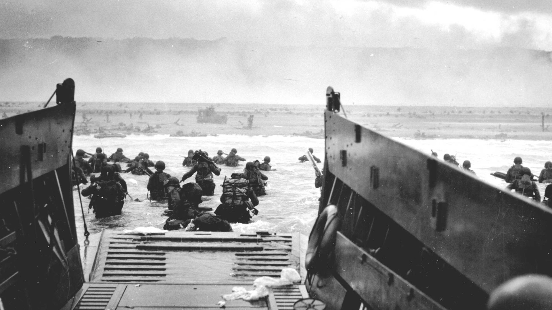 File:1944 NormandyLST.jpg