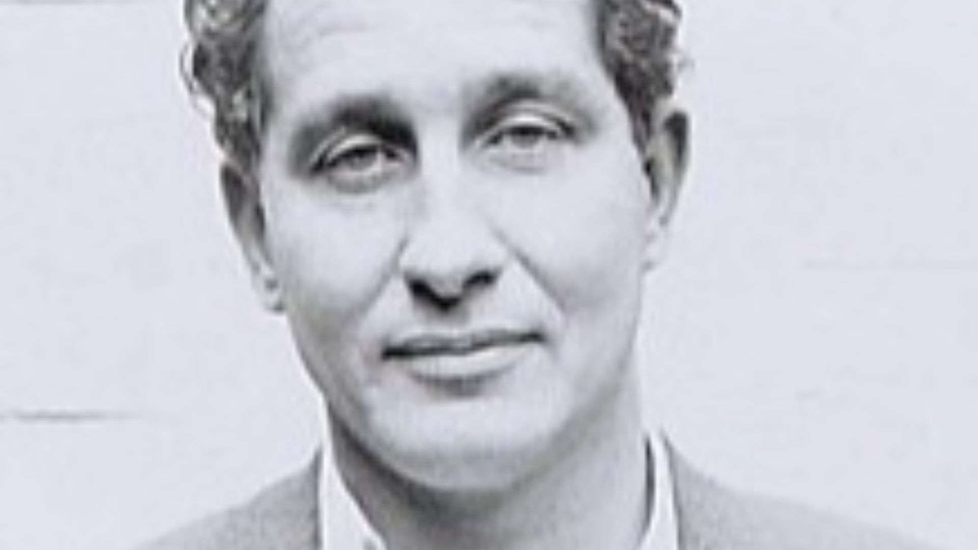 File:Ronnie Biggs Buckingham Constabulary mugshot 1960s.jpg