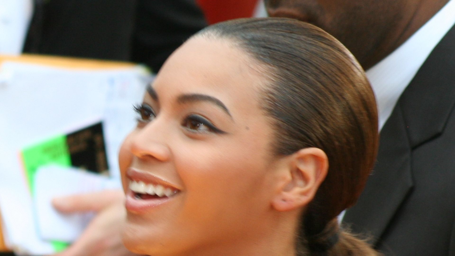 File:Beyoncé Knowles 2009.jpg