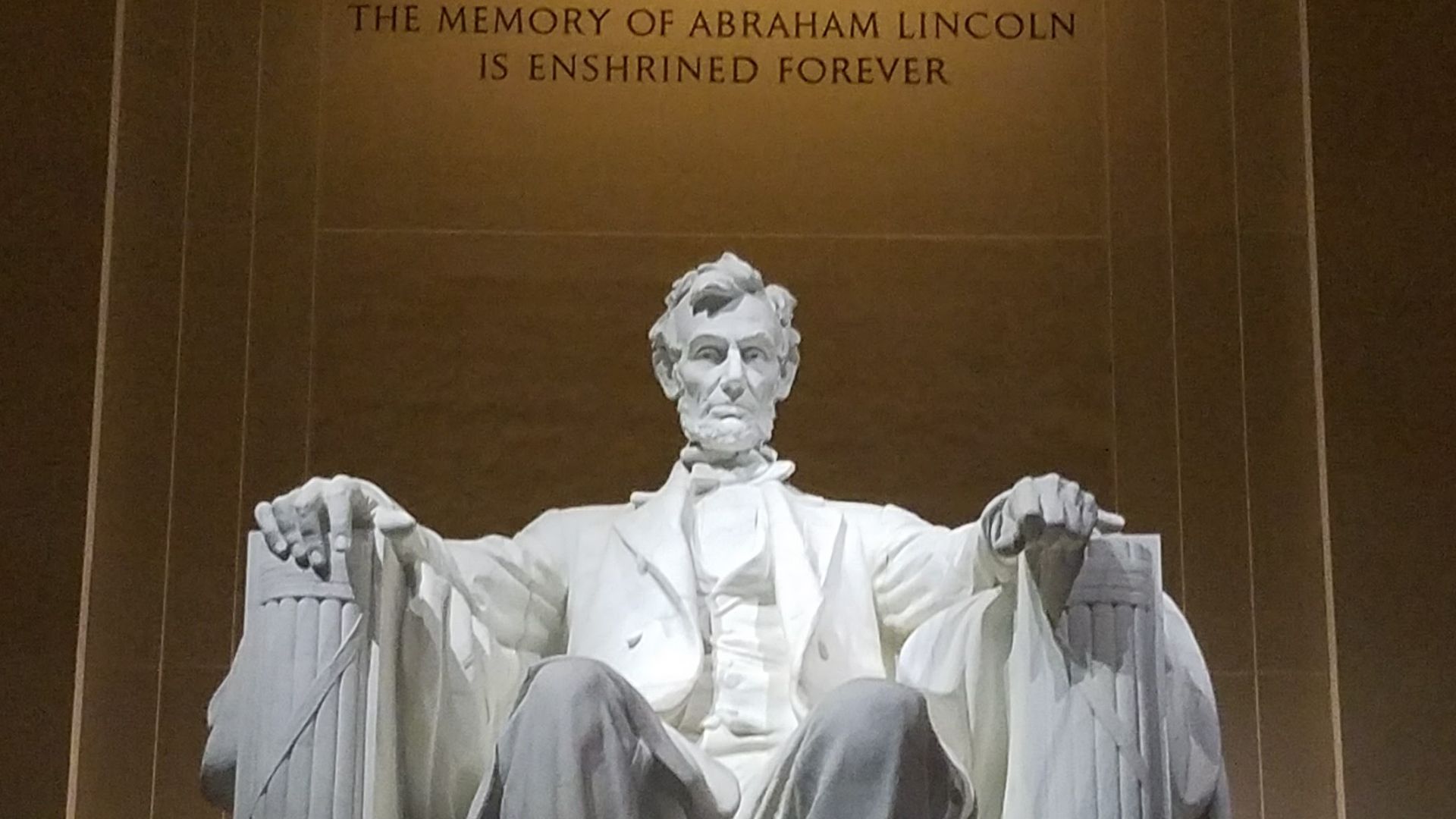 File:Abraham Lincoln v2.jpg