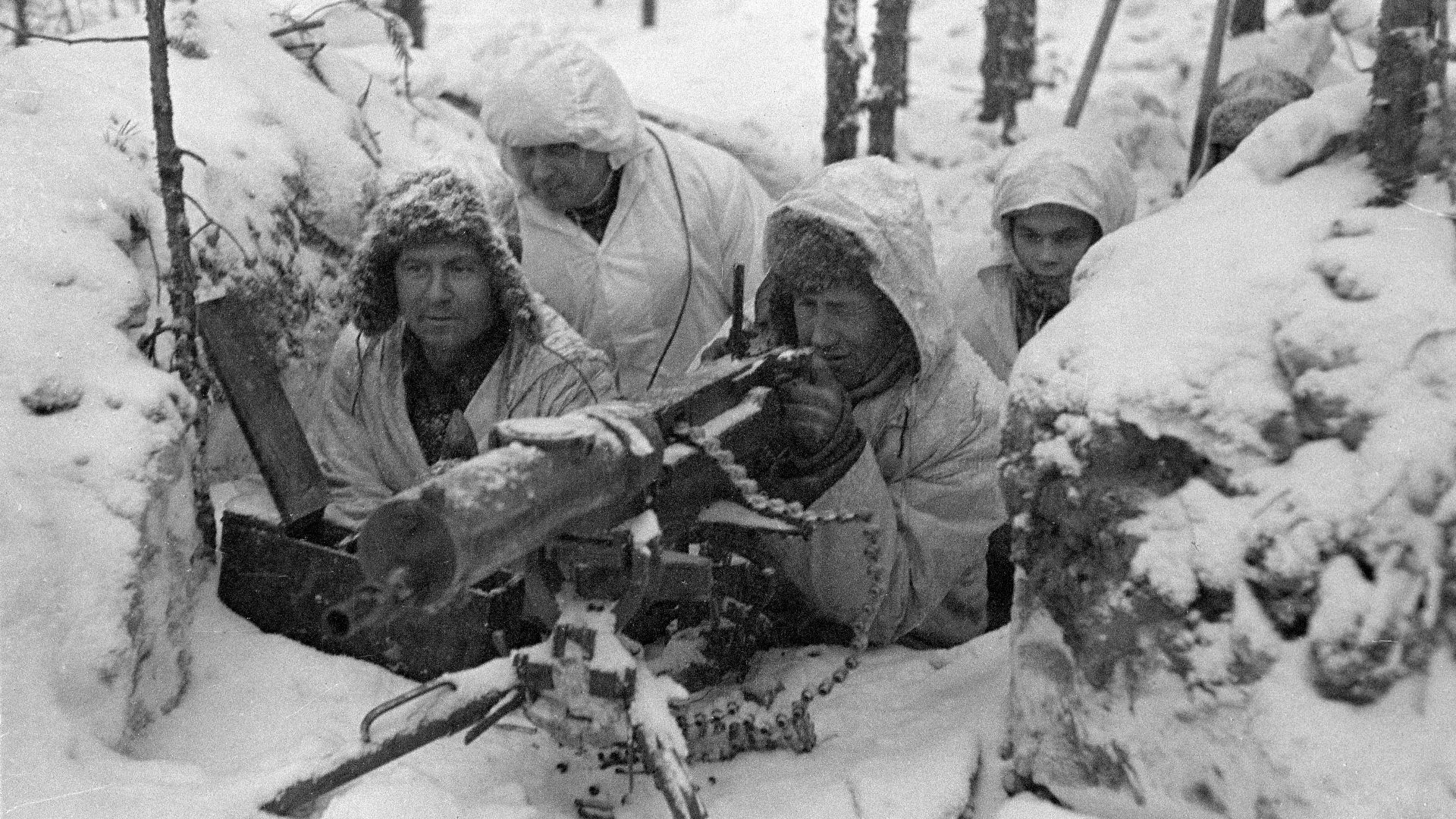 File:A Finnish Maxim M-32 machine gun nest during the Winter War.jpg