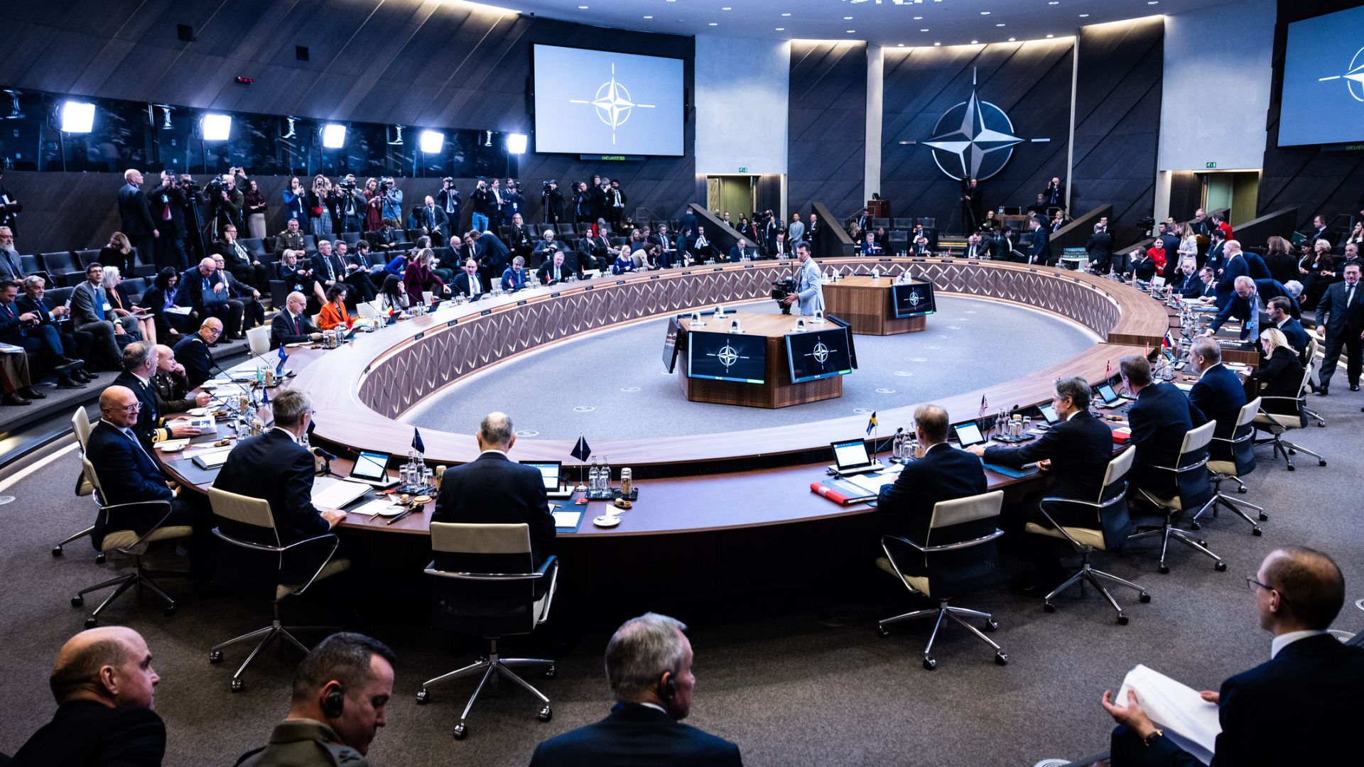 File:NATO välisministrite kohtumine Brüsselis 28.11-29 - Foreign Ministry of Estonia at NATO on 28 November 2023 - 2.jpg