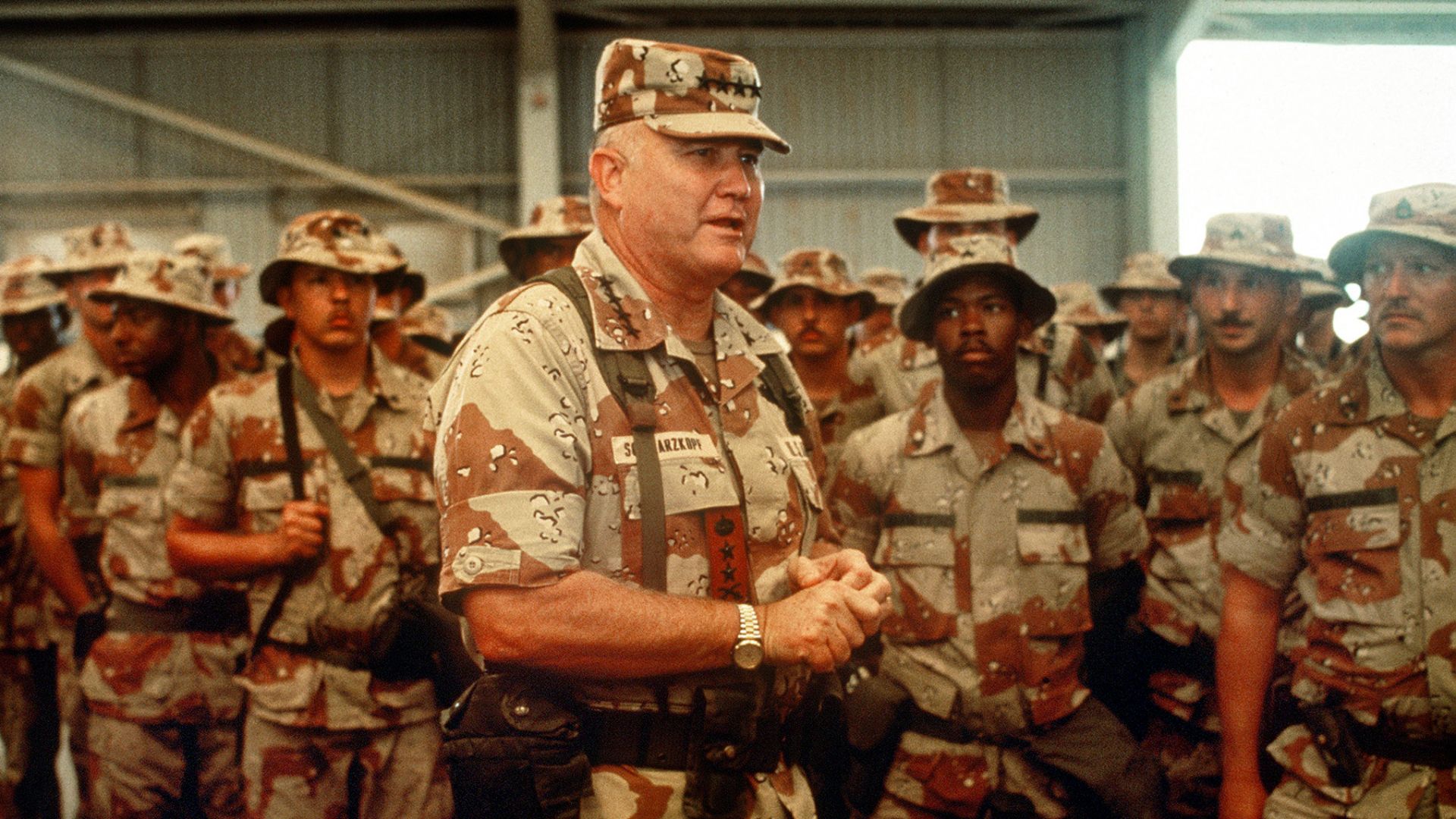 File:Schwarzkopf speaks with troops 1992.jpg