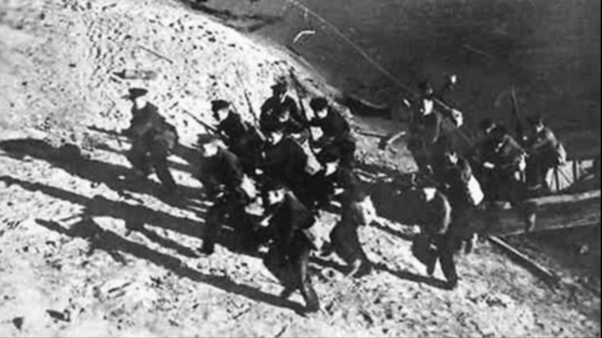 File:Soviet marines-in the battle of stalingrad volga banks.jpg