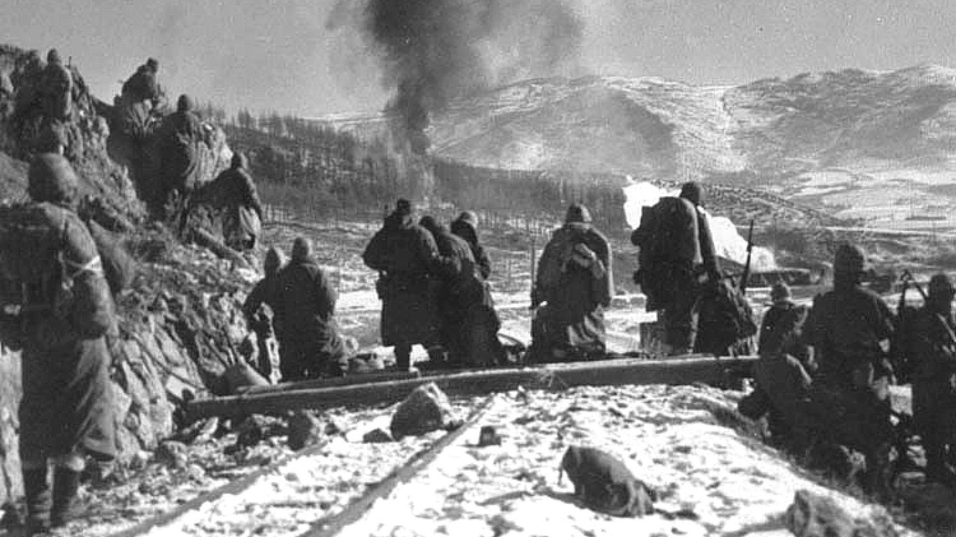 File:Naplam strike at Chosin.jpg