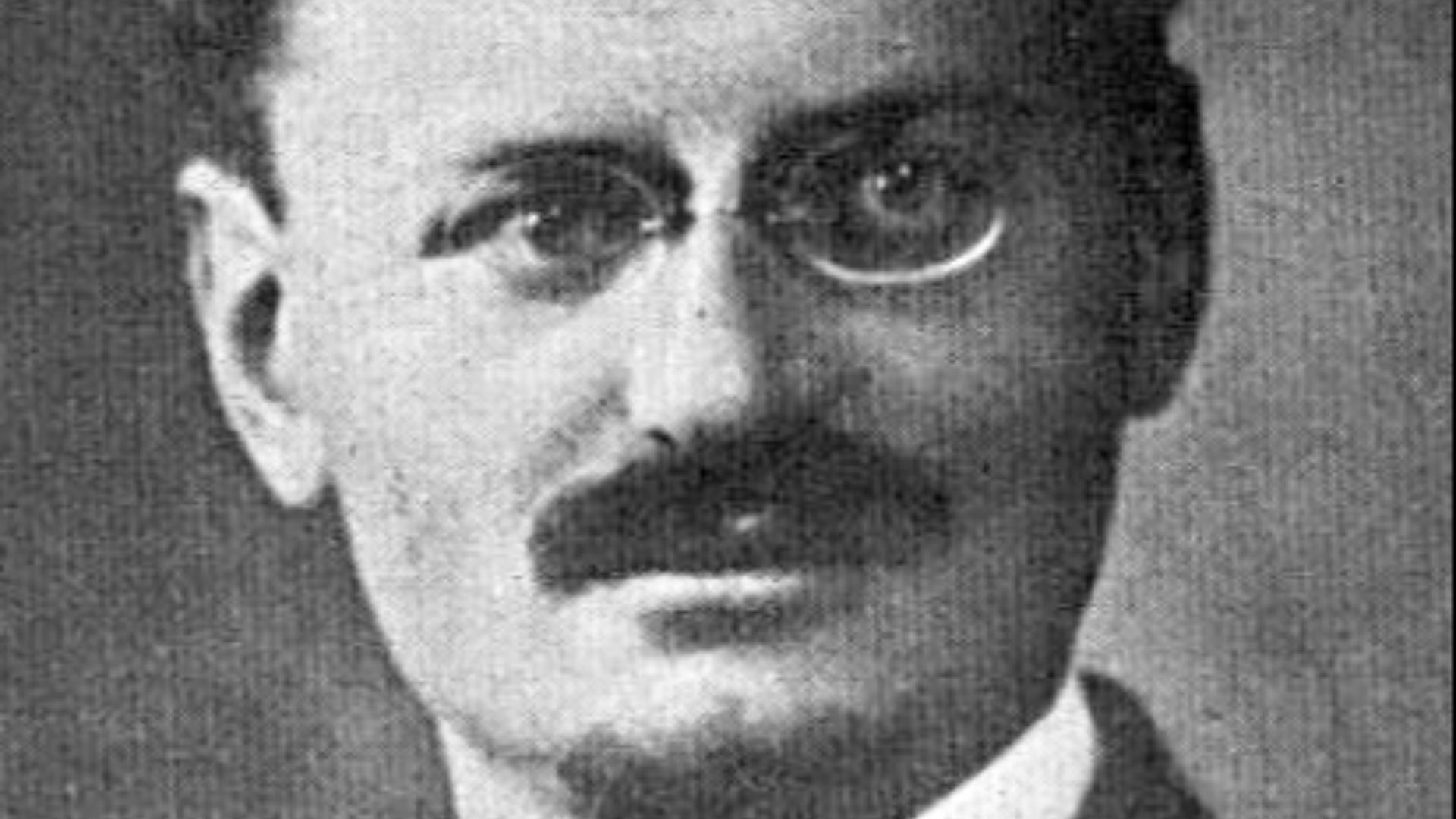 178032929137adf6757ff98a20f44d09c053a5089f30a2e32a.jpg