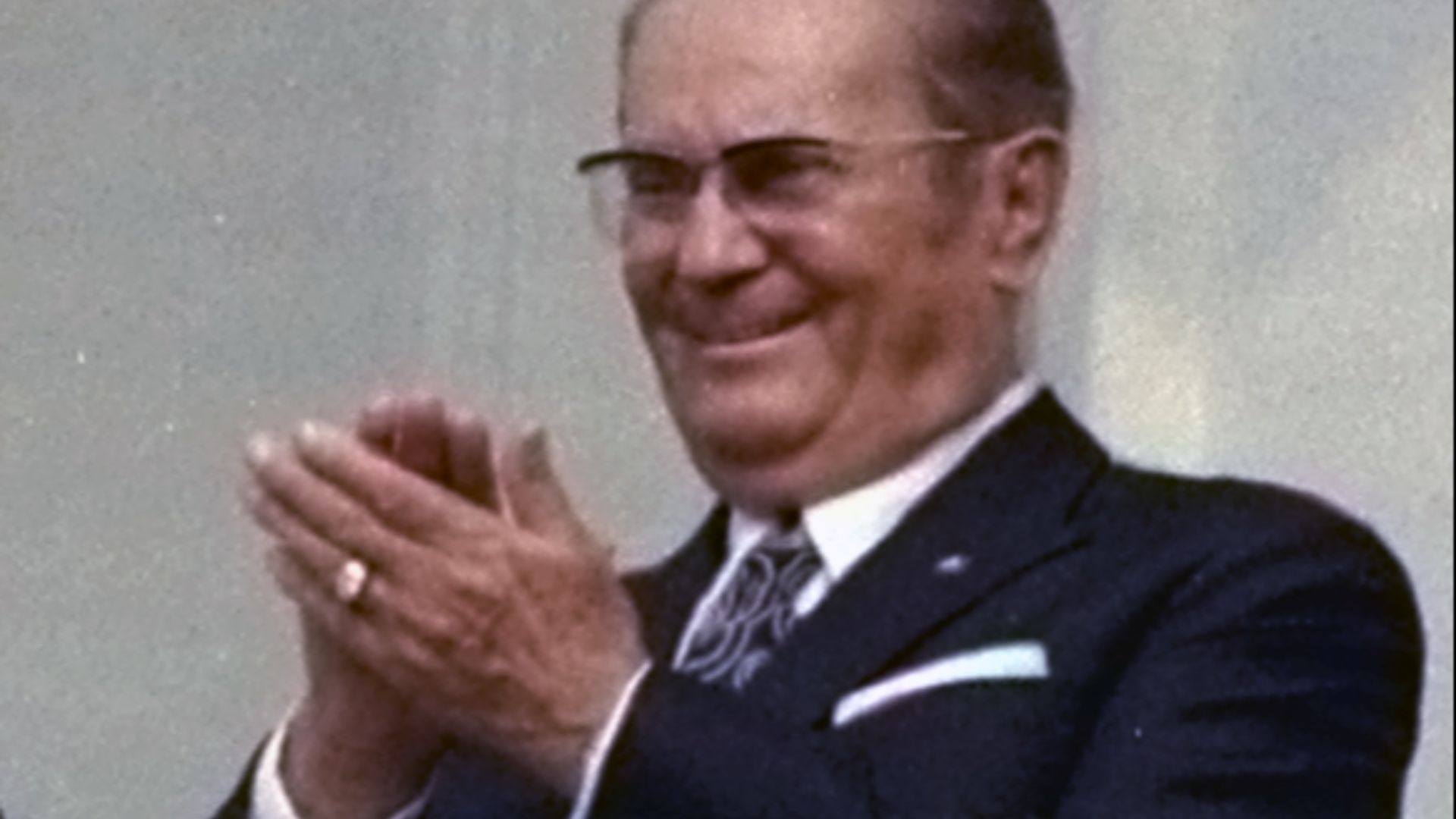 17803295693aec5656c1de06ad0f58c813d7b46f0c61246c6e.png