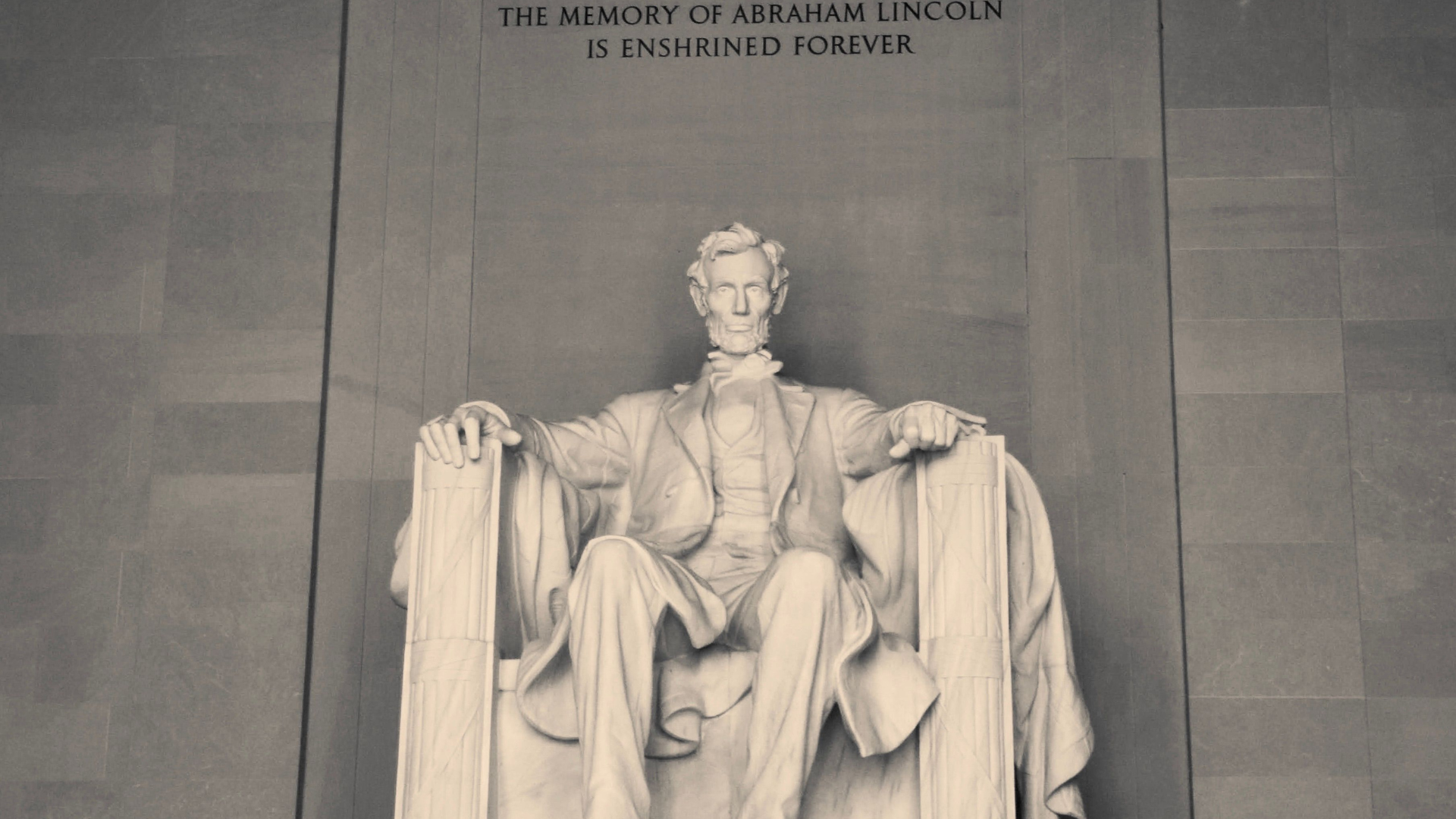 lincoln-memorial-shot-on-thumb-rss.png