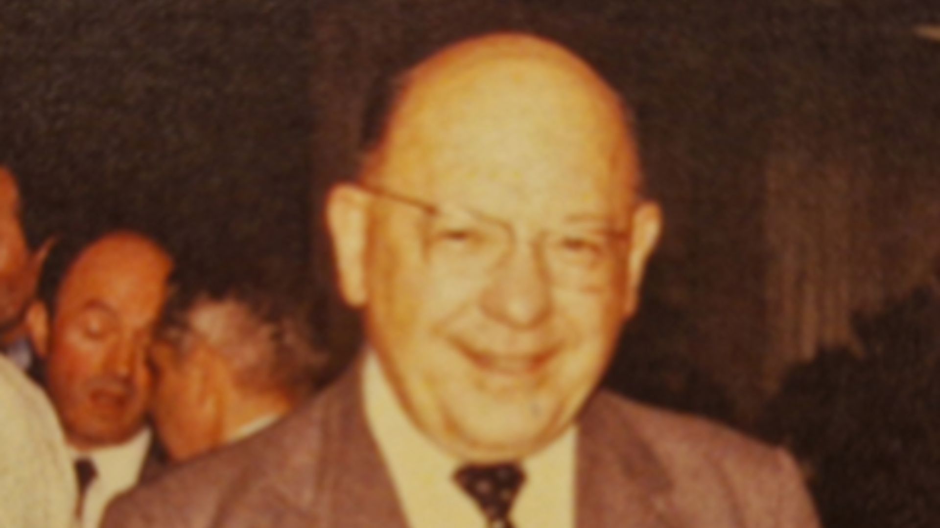 178967919932de27ee6876e4b4735722803bf7cc1c9d421c72.png