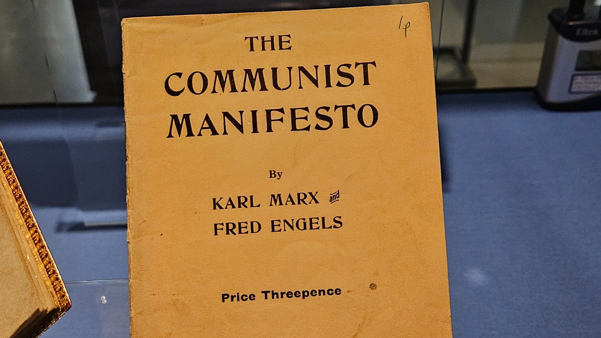178846269720f18d1faaf74ba48fc7b71c33b8f044834e98a5.jpg
