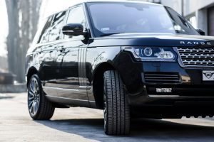 range-rover-2015664-300x200.jpg