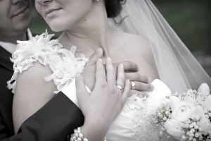 wedding-rings-608782-300x200.jpg