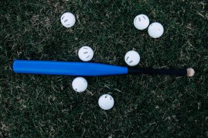 balls-baseball-baseball-bat-843341-300x200.jpg