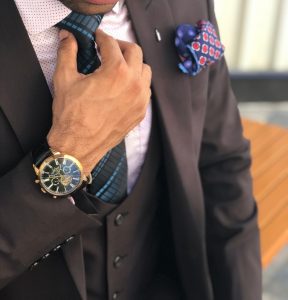 businessman-close-up-designer-suit-1342609-288x300.jpg