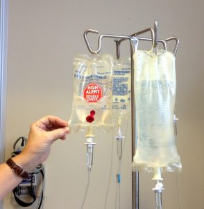 chemotherapy-448578-294x300.jpg