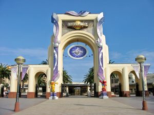 USJ_5years-300x225.jpg