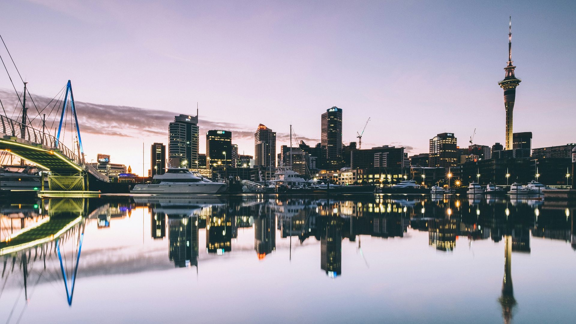 cityscape photo during daytime
