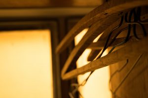 indoor-2598288_1920-300x200.jpg
