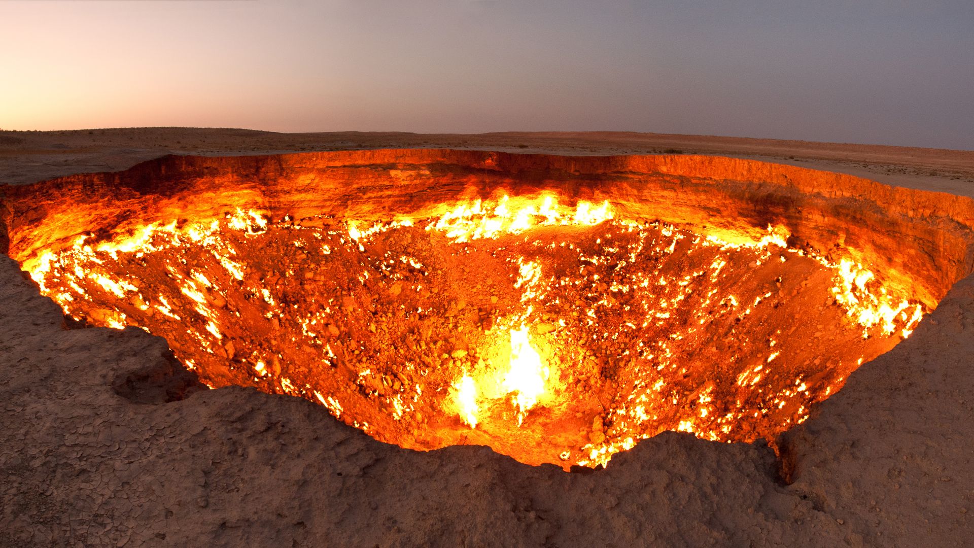 File:Darvasa gas crater panorama crop.jpg