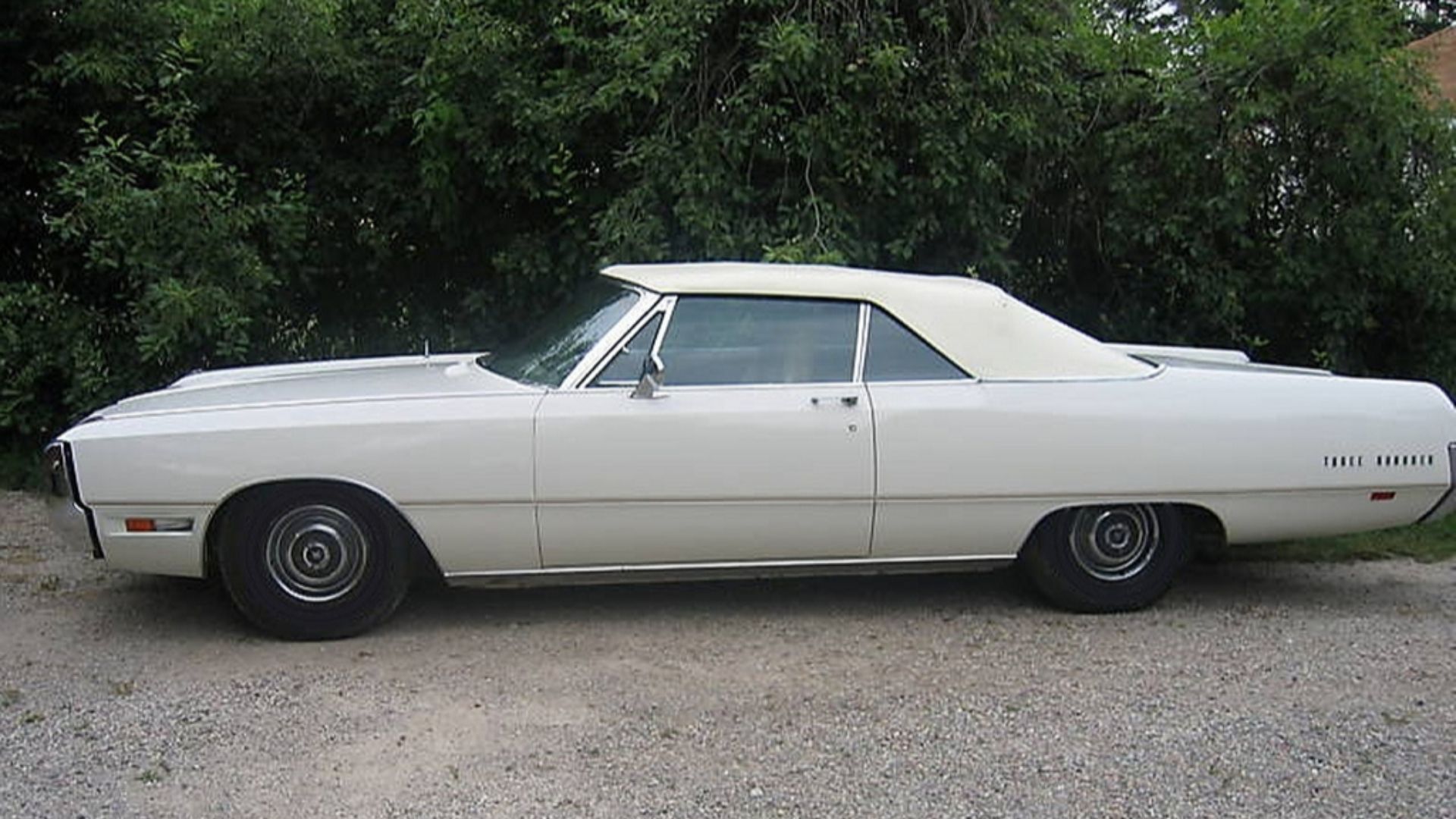 File:1969 Chrysler Three Hundred - Flickr - denizen24.jpg