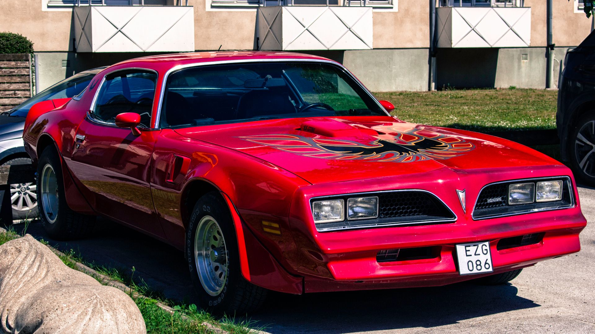File:Pontiac Firebird Trans Am 1977.jpg