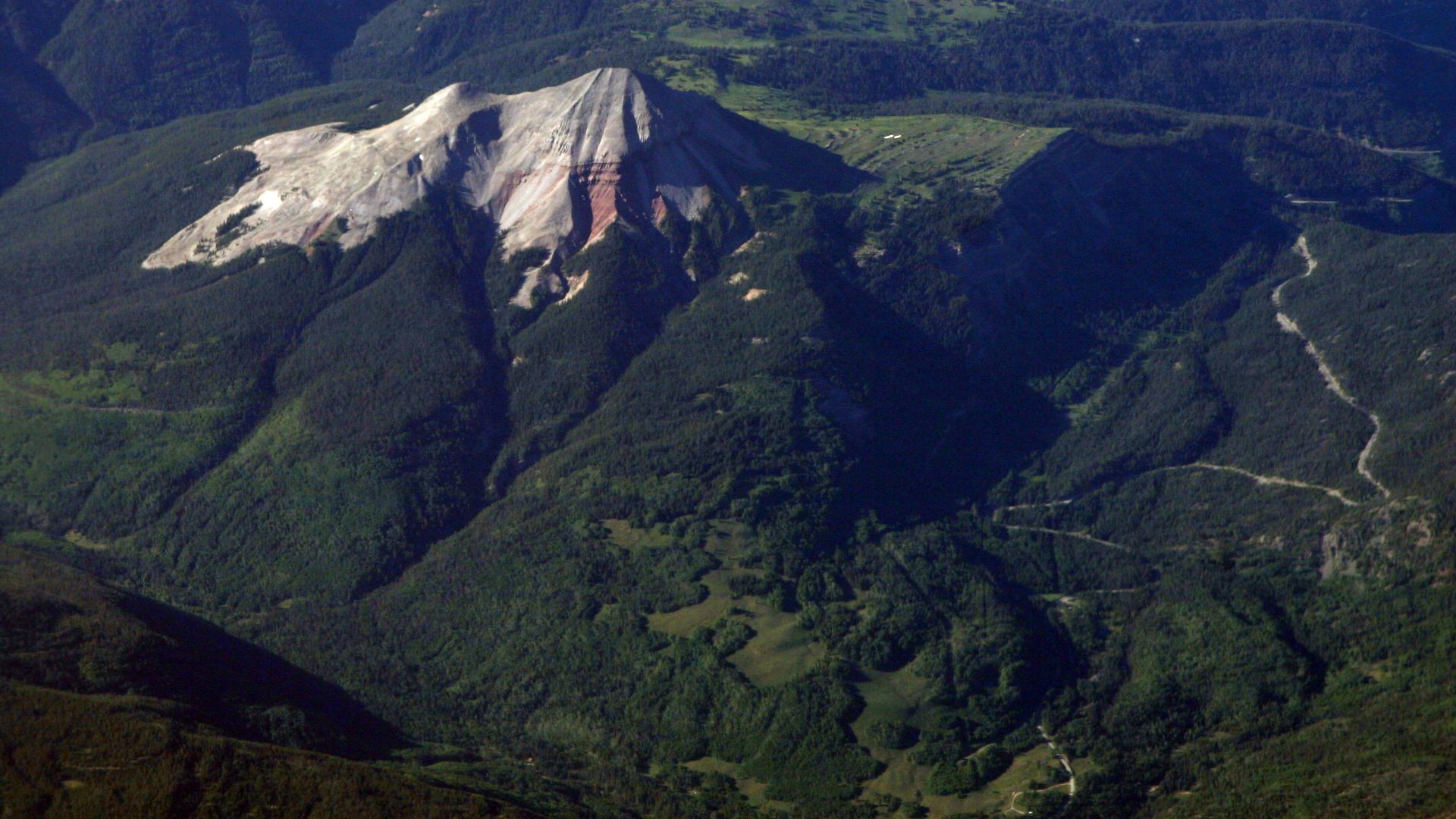 File:Engineer Mtn, CO (9379559087).jpg