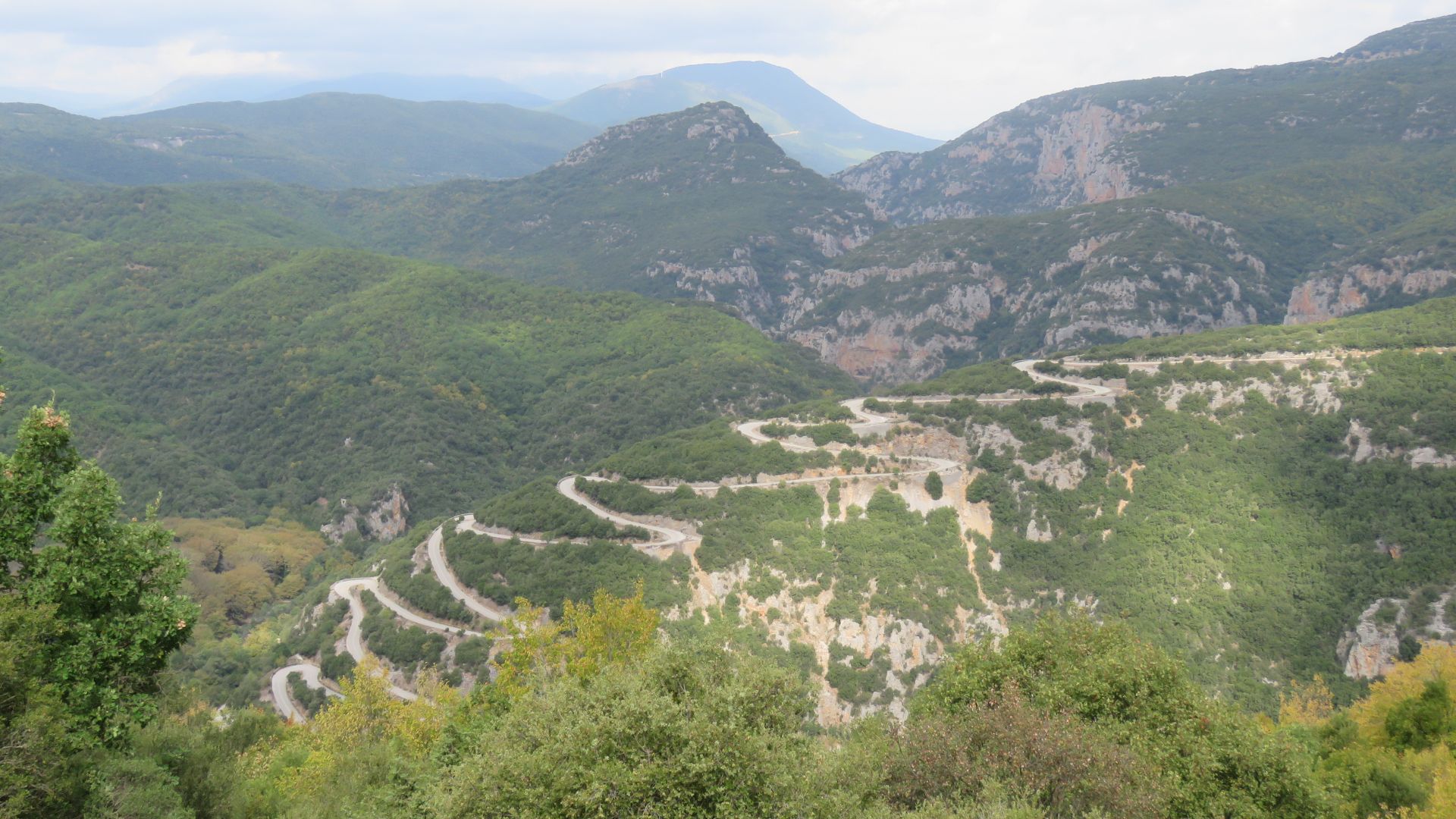 File:Road from Aristi to Papingo, Greece, September 2022 01.jpg