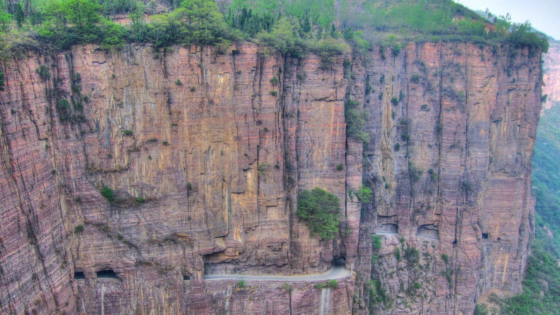File:Guoliang tunnel road 2011-4-29 17-24-01 (5689275863).jpg