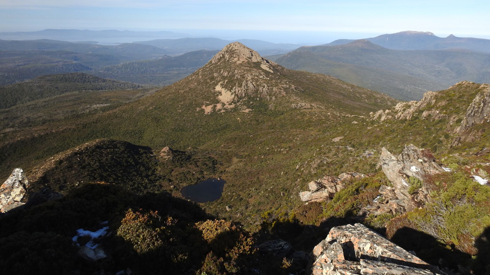 File:View South-East from Hartz Peak 1.jpg