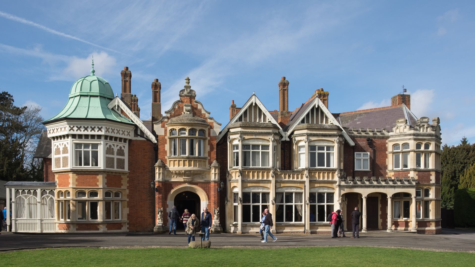 File:Bletchley Park Mansion.jpg