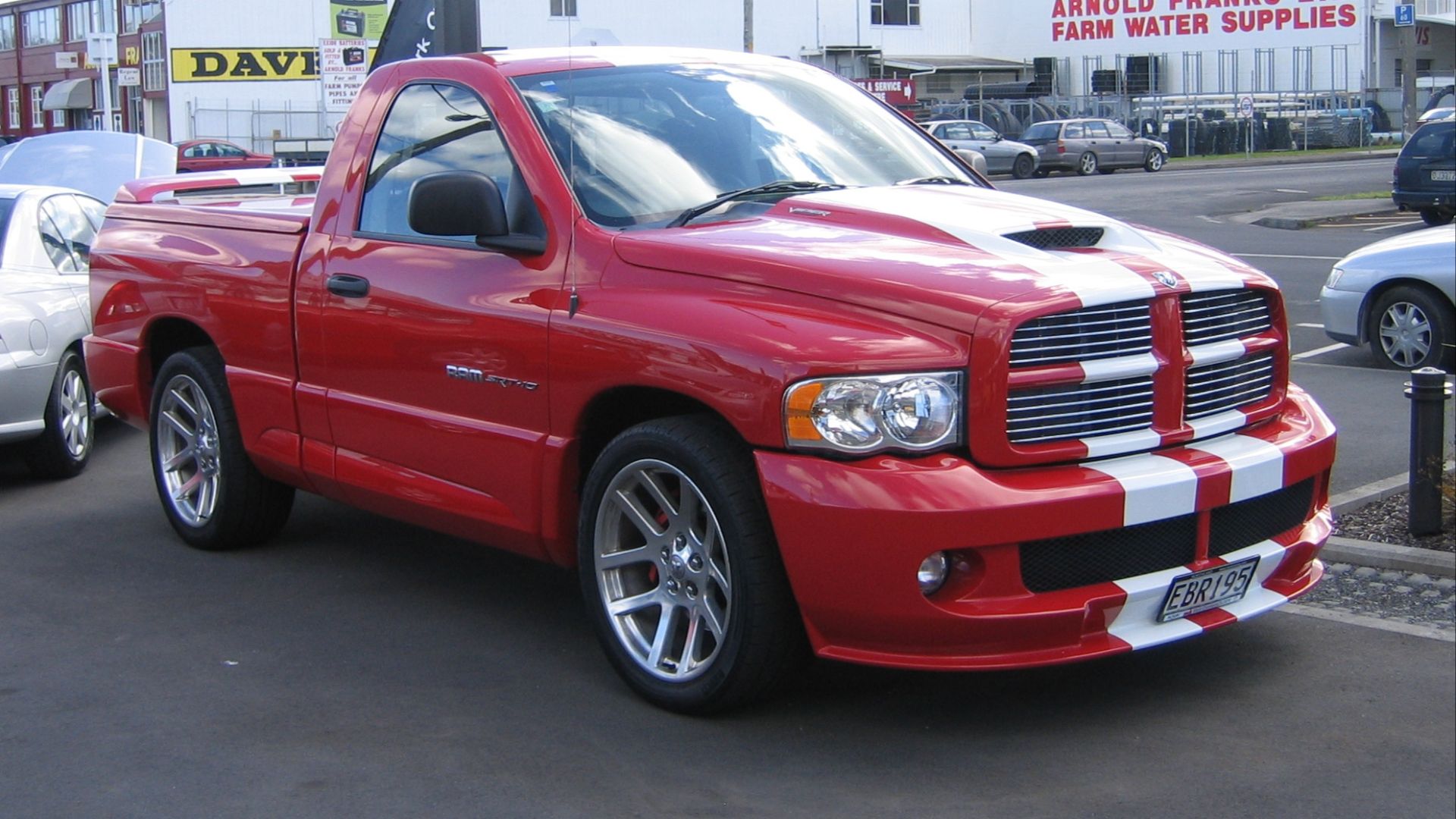 File:Dodge Ram SRT-10.jpg