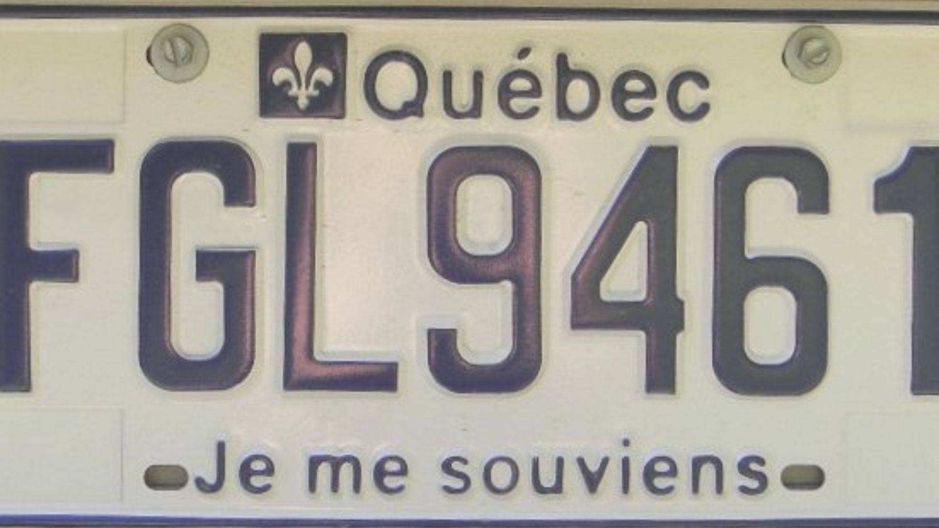 File:1983 Québec license plate FGL9461 farm.jpg