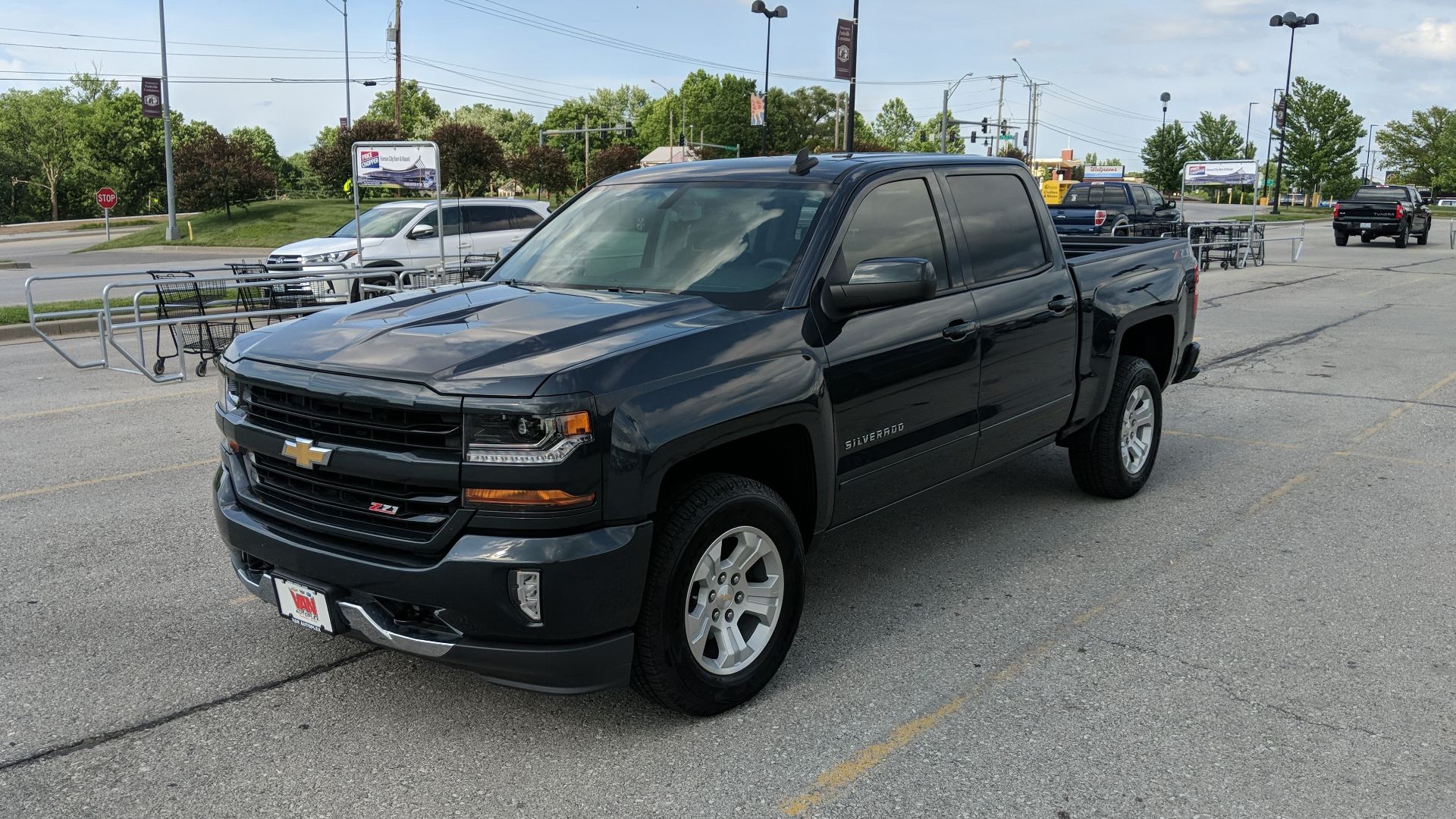 File:2018 Silverado 1500 LT Z71.jpg