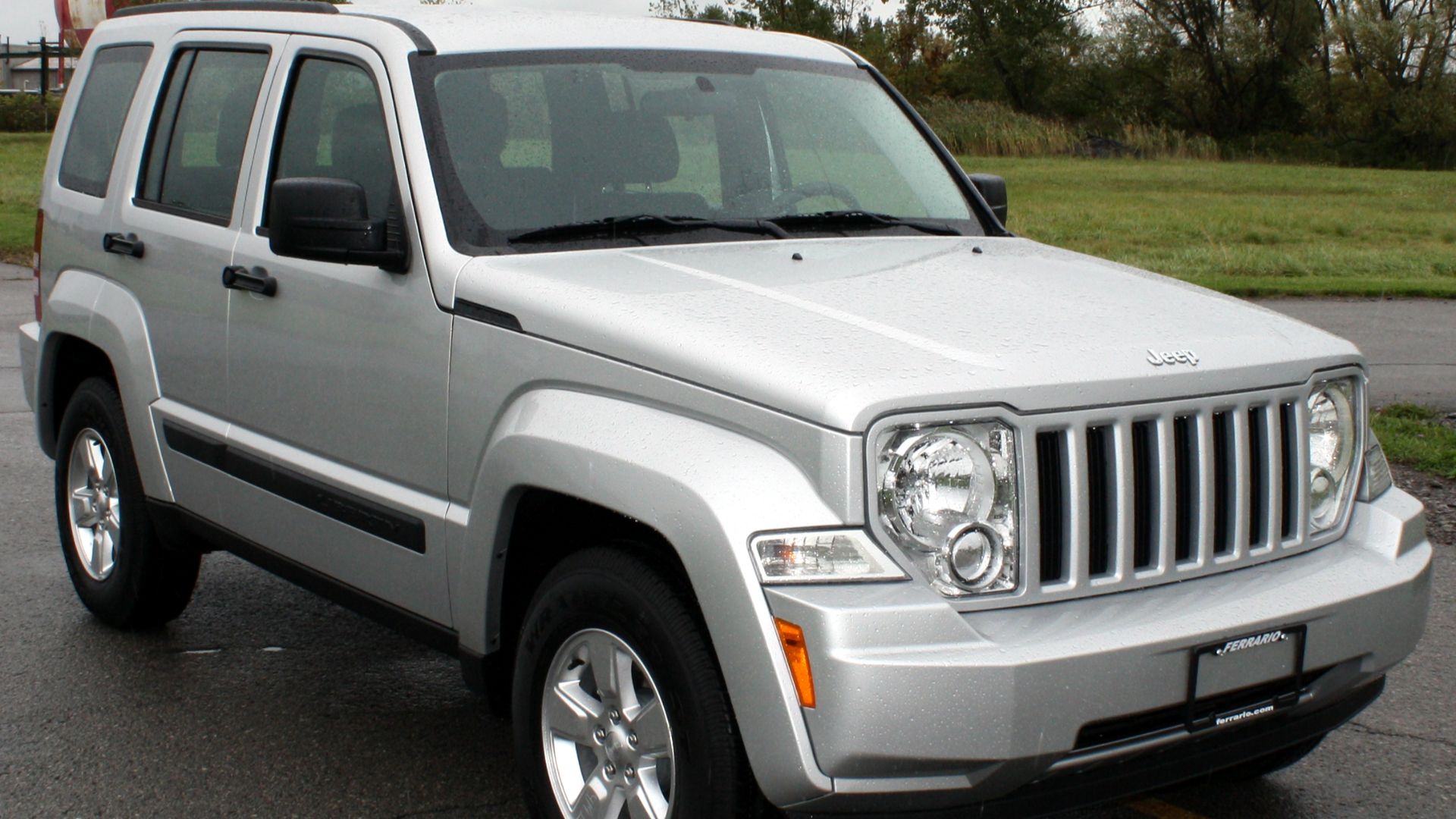 File:2012 Jeep Liberty -- NHTSA.jpg