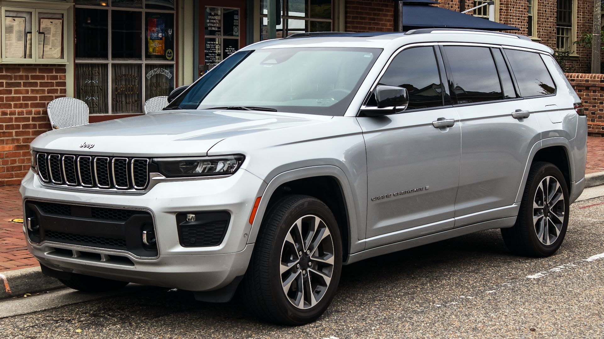 File:Jeep Grand Cherokee L 3.6 V6 Overland (V) – f 30092023.jpg